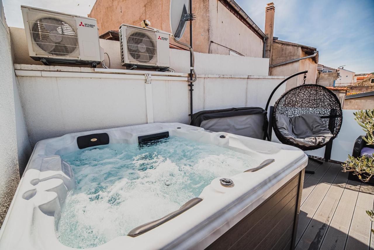 Downtown Luxury Apartments With Hot Tub Водице Экстерьер фото