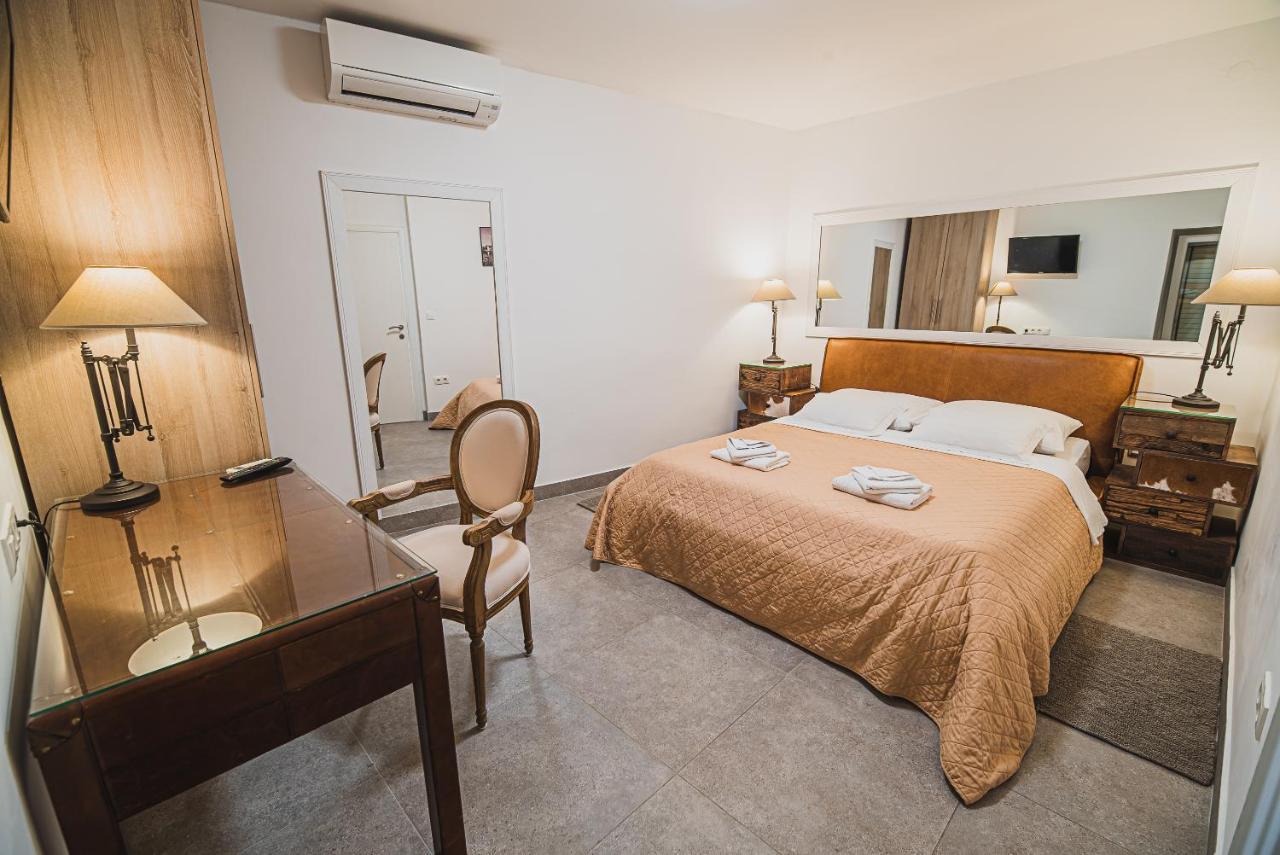 Downtown Luxury Apartments With Hot Tub Водице Экстерьер фото